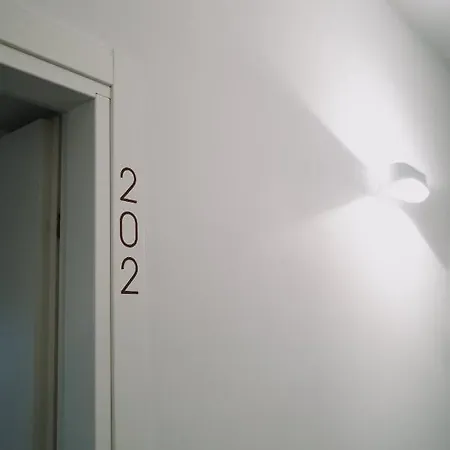 Maisonme Oda ve Kahvaltı Vasto